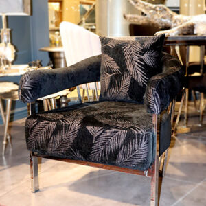 مبل تک تسلا