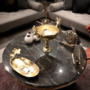 میزجلومبلی لنا